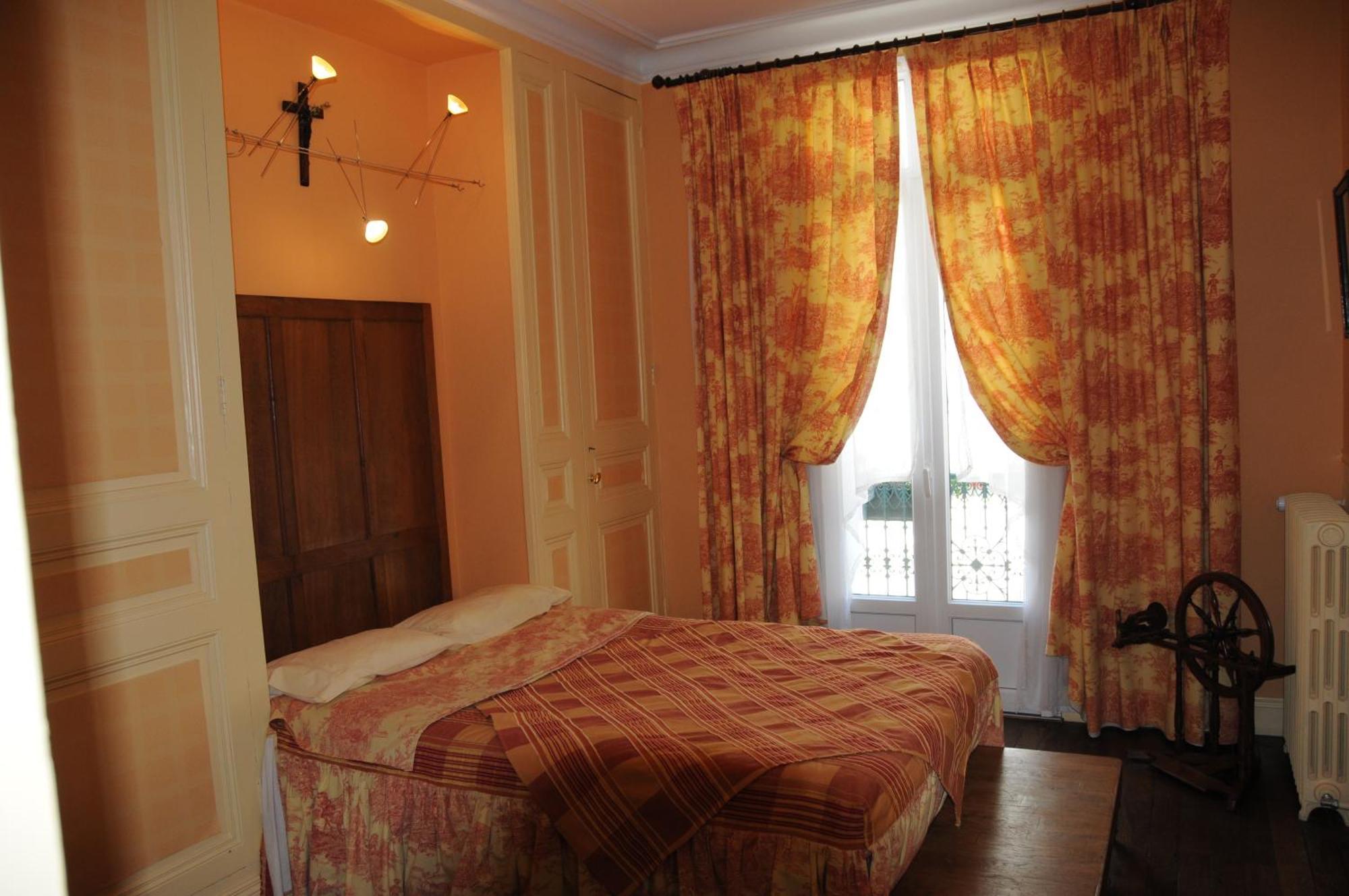 Hotel Le Jardin Du Vendome Tours Exterior foto